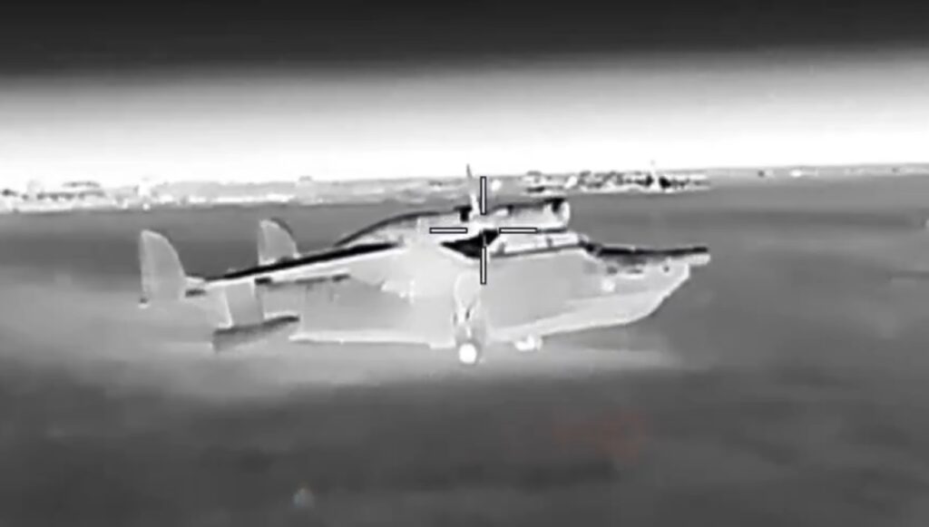 Ucraina a lovit pentru prima dată două avioane amfibii în Crimeea ocupată