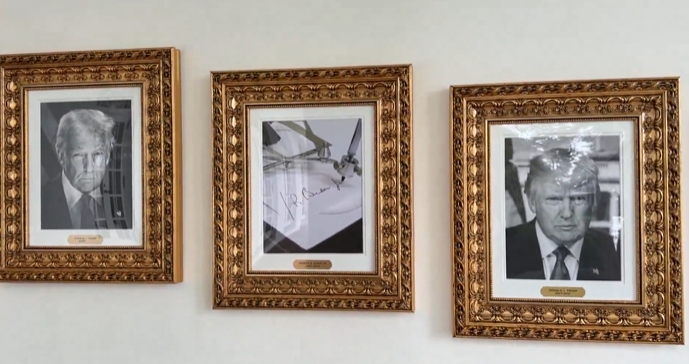”Surpriză” în noua galerie prezidențială de la Casa Albă. Trump a pus o fotografie cu un autopen cu semnătura, în locul portretului lui Biden