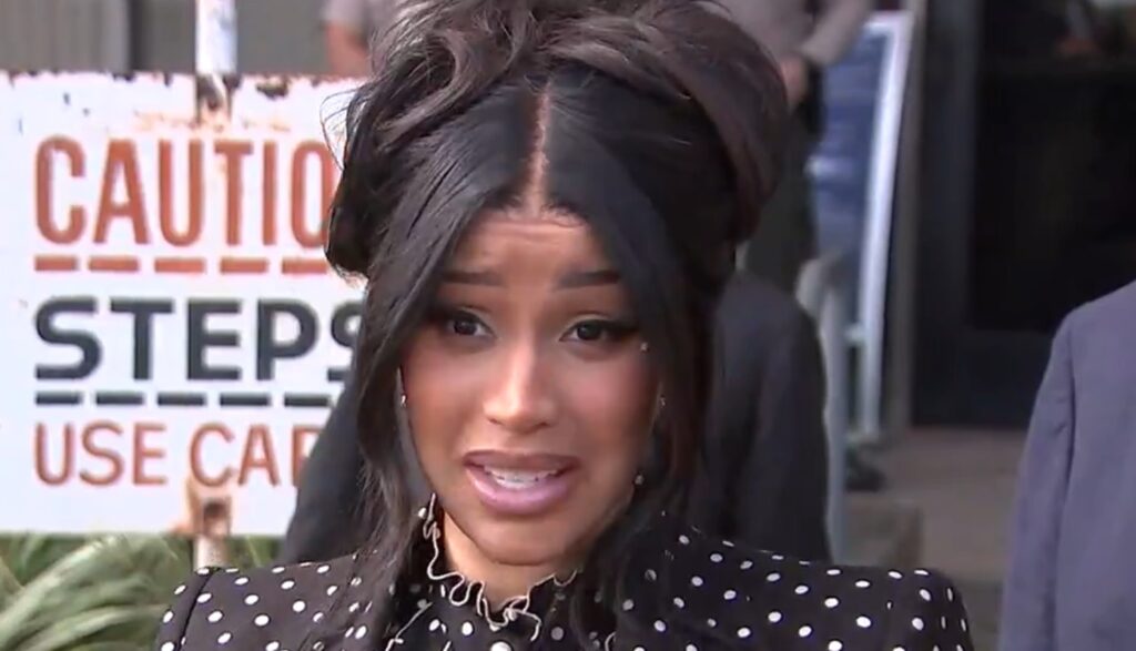Rapperița Cardi B a fost achitată într-un proces de agresiune: „Nu am atins această femeie, jur pe Dumnezeu”