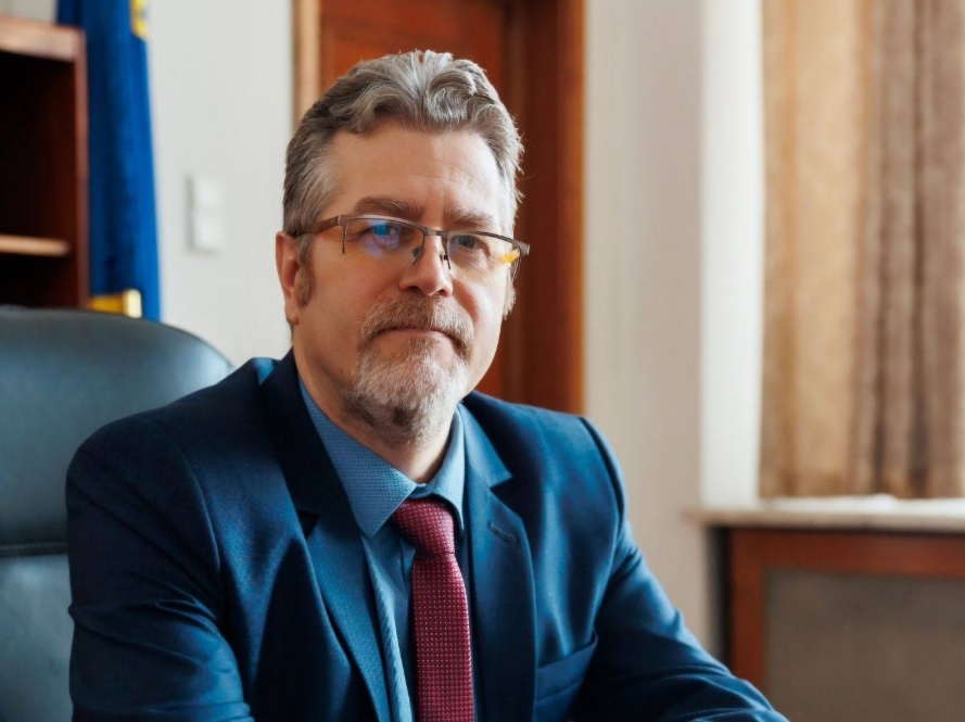Propunere USR: Primarii și funcționarii cu condamnări să își piardă automat funcțiile