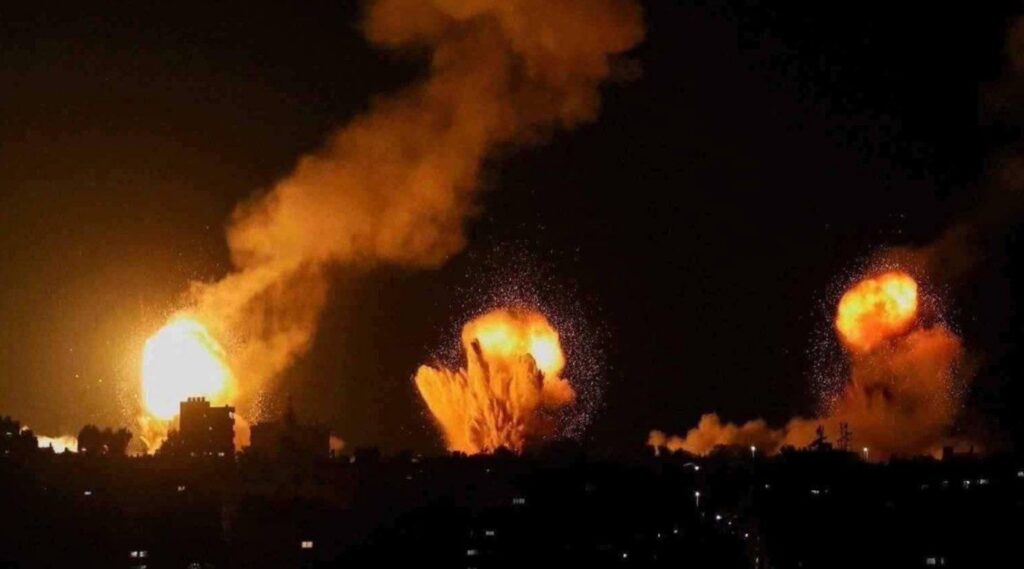 Ministrul israelian al Apărării: Gaza arde după lovituri aeriene masive asupra orașului Gaza