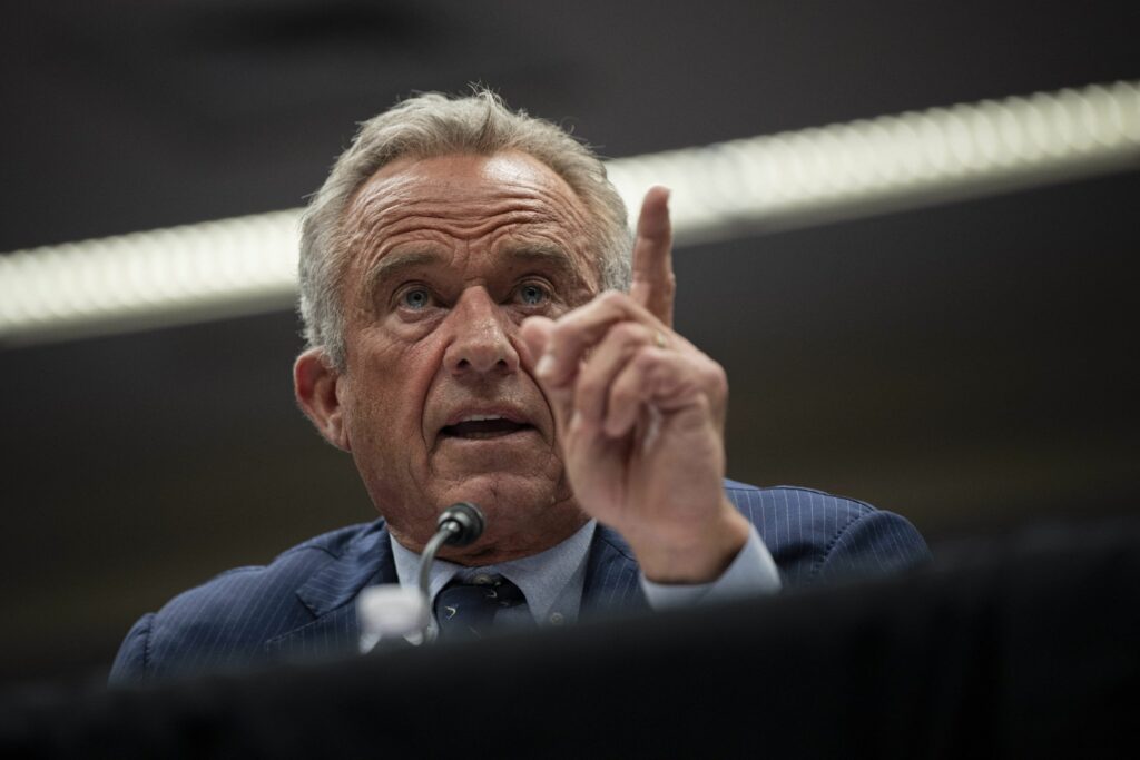 Robert F. Kennedy Jr.: „Nimeni nu știe câți americani au murit de COVID”, declarație controversată în fața Senatului