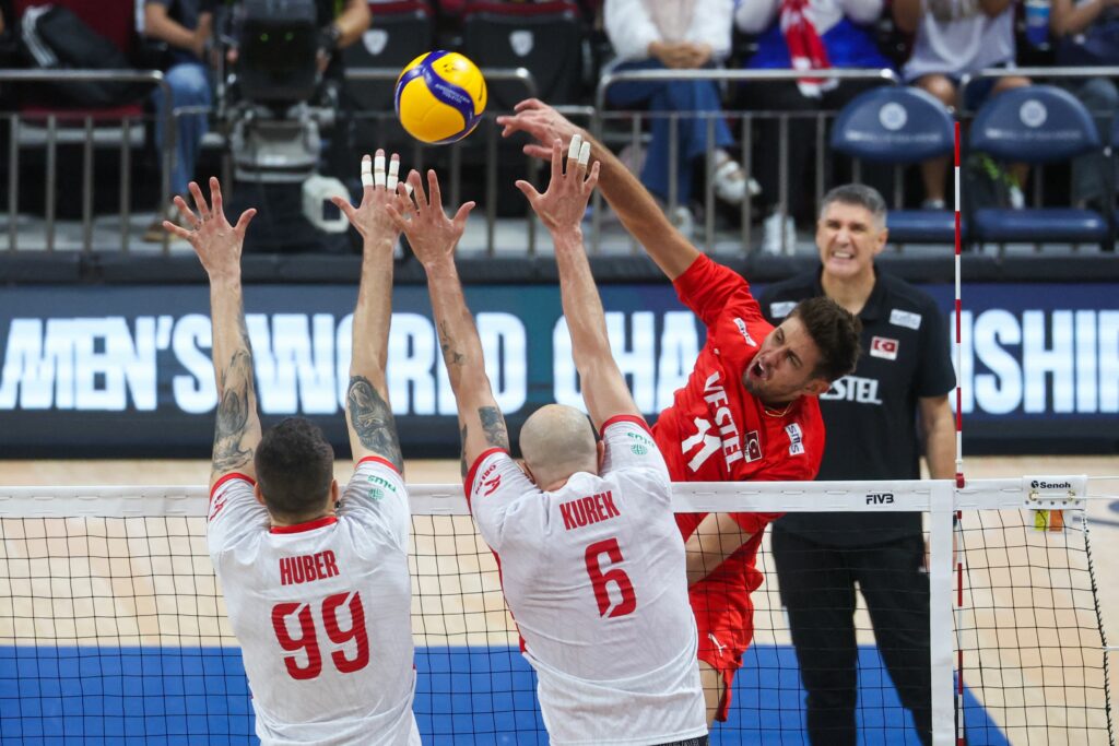 Italia și Bulgaria se vor confrunta în finala Campionatului Mondial de volei masculin