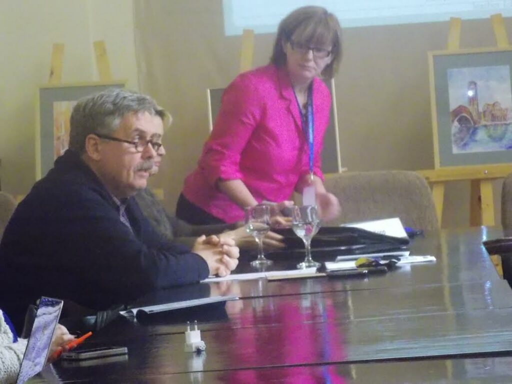 Istoria predată cu AI? Mihai Manea, președintele Asociației Profesorilor de Istorie din România: „Sunt absolut necesare programe-pilot în care AI să fie testat ca instrument auxiliar la predarea istoriei”