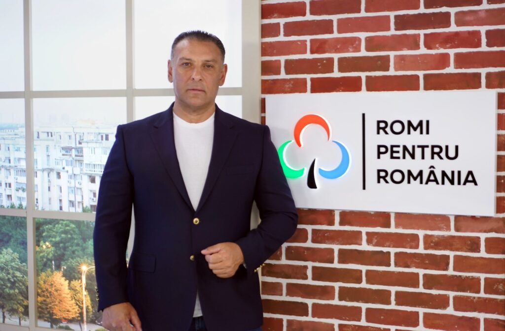 A cerut ordin de protecție împotriva deputatului Nicolae Păun, pe care îl acuză de practici mafiote. Un activist rom susține că a fost amenințat că va fi ”băgat în porbagaj” și ”incendiat”