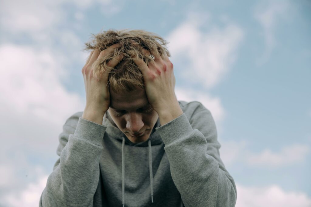 Tot mai mulți studenți din UE suferă de afecțiuni mintale. De la ce vârstă apar aceste probleme?