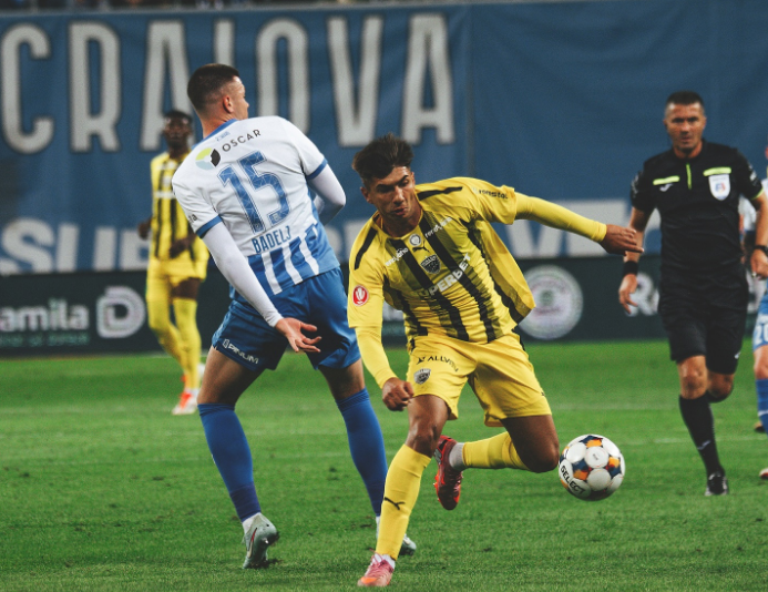 Derbiul Universitatea Craiova – Dinamo se încheie cu remiză, scor 2-2, în etapa 11 din Superligă
