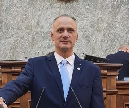Năstase și Dăncilă au ajuns în poză prin niște rețele de influență, spune Sorin Șipoș, reprezentantul USR