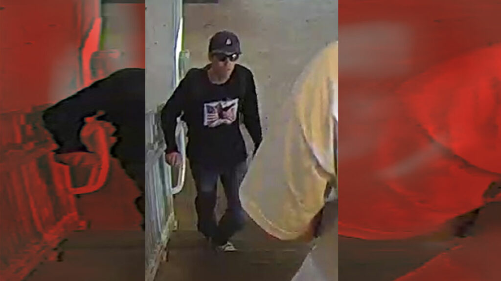 Suspectul în cazul uciderii lui Kirk se temea că va fi împușcat de poliție înainte de a se preda