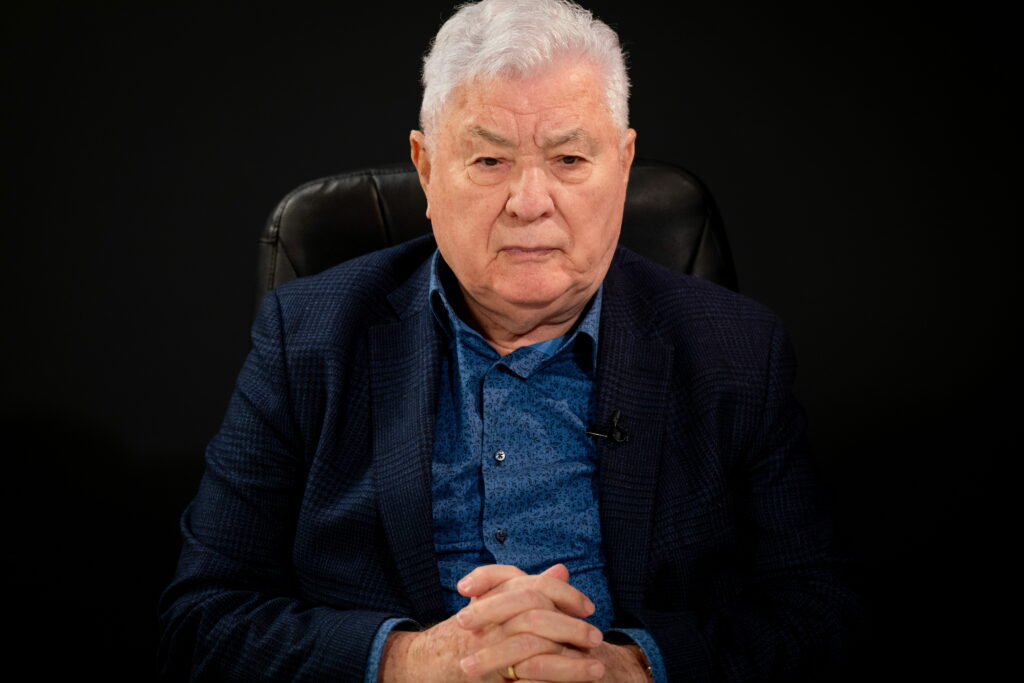 Decanul de vârstă, comunistul Vladimir Voronin va prezida prima ședință a Legislativului moldovean