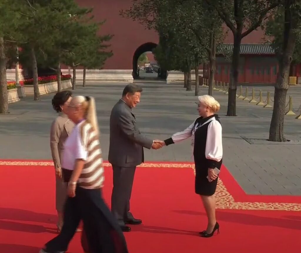 Prima reacție a Vioricăi Dăncilă de la Beijing: „Eu țin la relațiile cu China și îmi doresc să se dezvolte”
