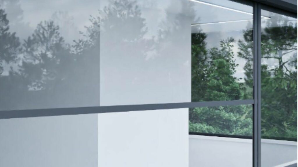 Pregătește-ți casa pentru toamnă cu închiderile din sticlă sau foliile pentru terasă (P)