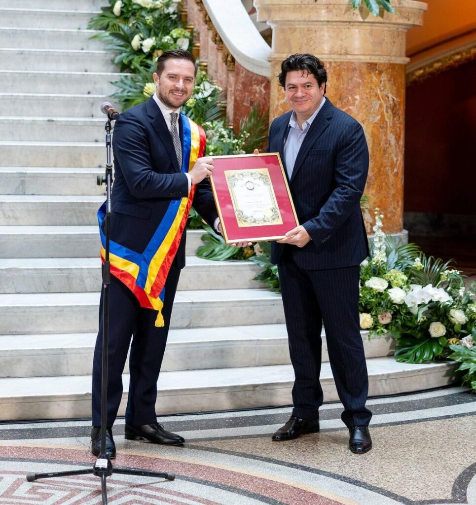 Maestrul Cristian Măcelaru a primit titlul de Cetățean de Onoare al Municipiului București