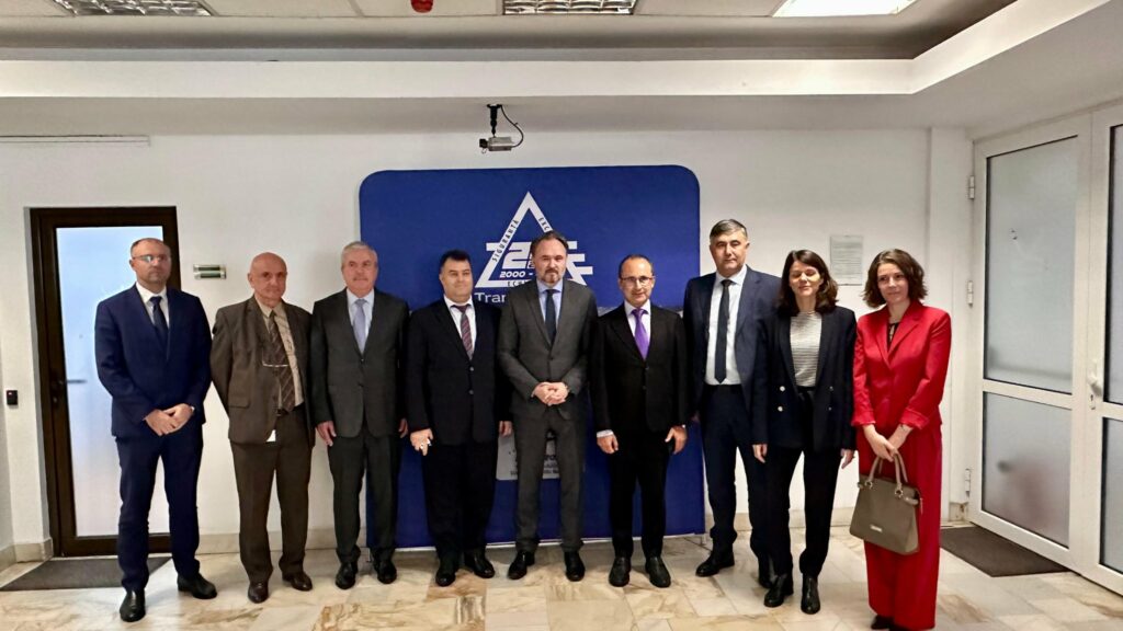 Comisarul european pentru Energie este la București să vadă cum funcționează sistemul energetic