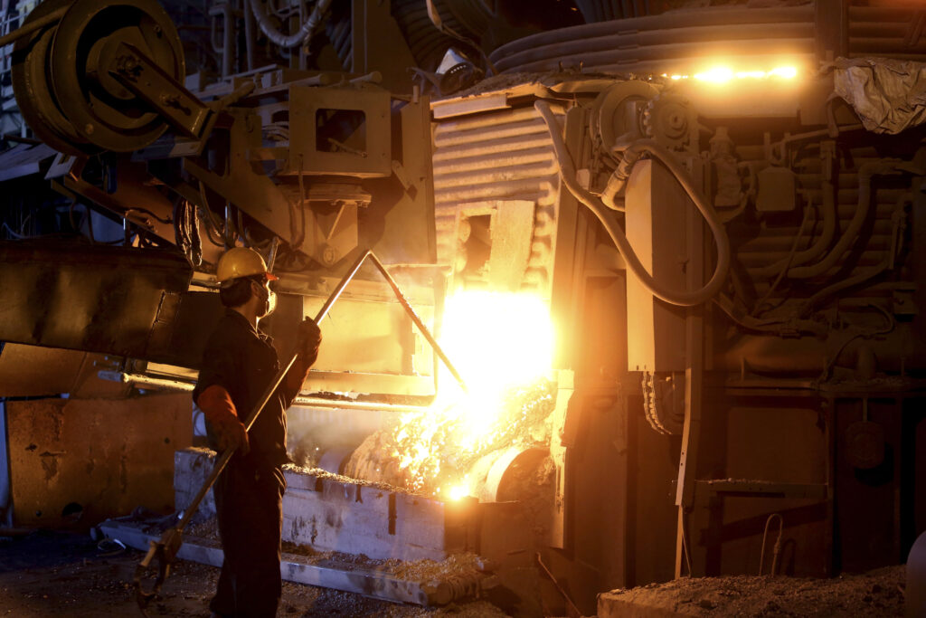 Comisia Europeană vrea să impună taxe vamale „semnificative” asupra oțelului din afara UE