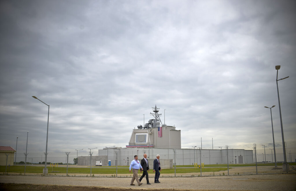 Militarii americani de la baza Deveselu nu vor fi plătiți din cauza blocajului guvernamental din SUA