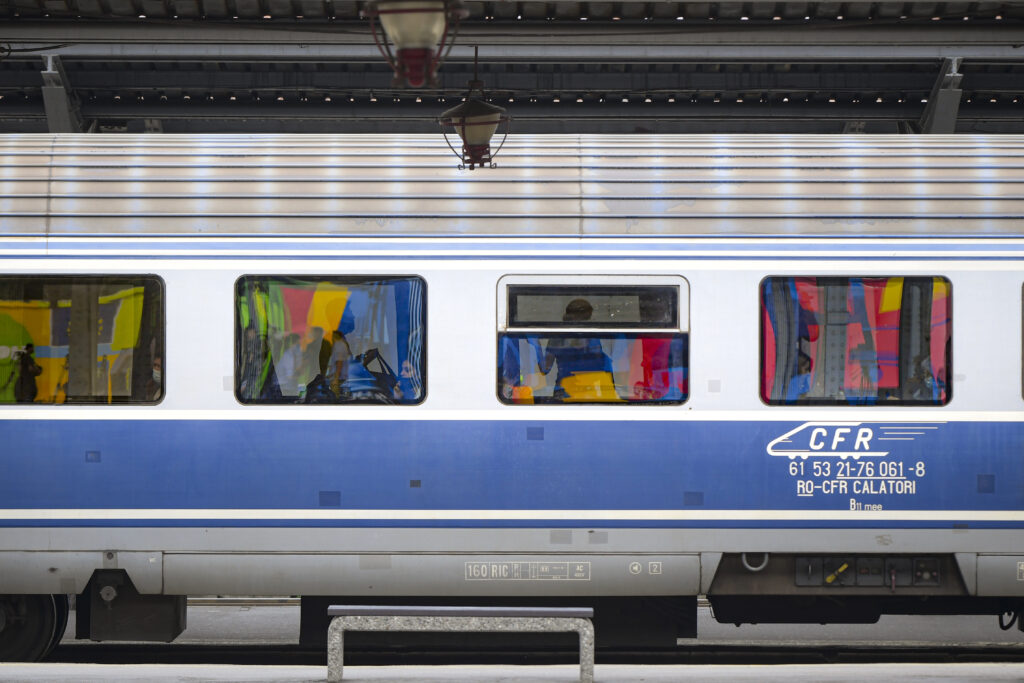 Ministrul Transporturilor amenință cu demiterea directorilor CFR: „Cine nu înțelege că este în slujba cetățeanului va pleca acasă”