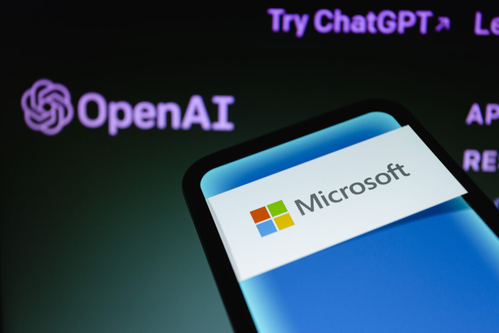 Parteneriat istoric. Microsoft ia o pătrime din OpenAI și pariază pe viitorul inteligenței artificiale