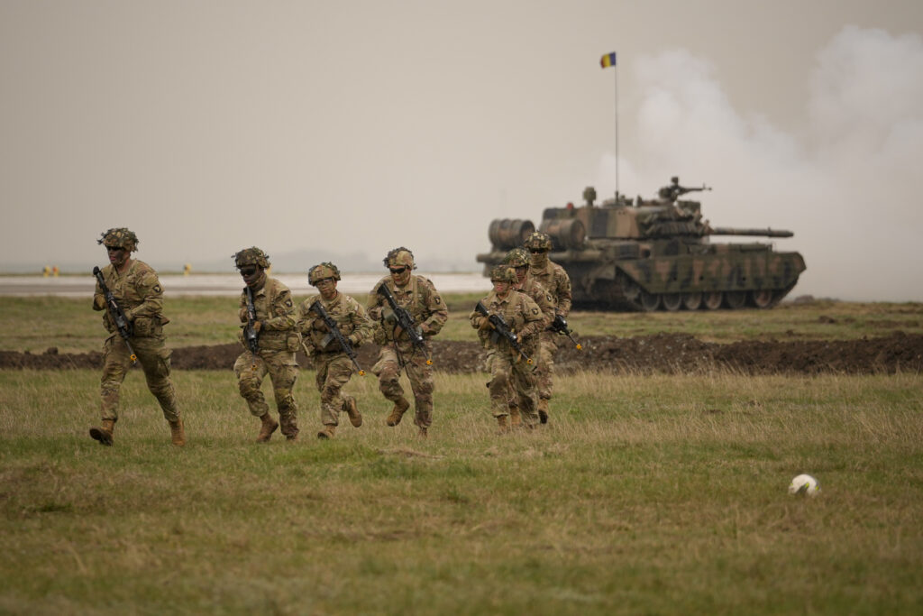 Oana Lungescu, fost purtător de cuvânt al NATO: Decizia SUA nu este nici o surpriză, nici o catastrofă