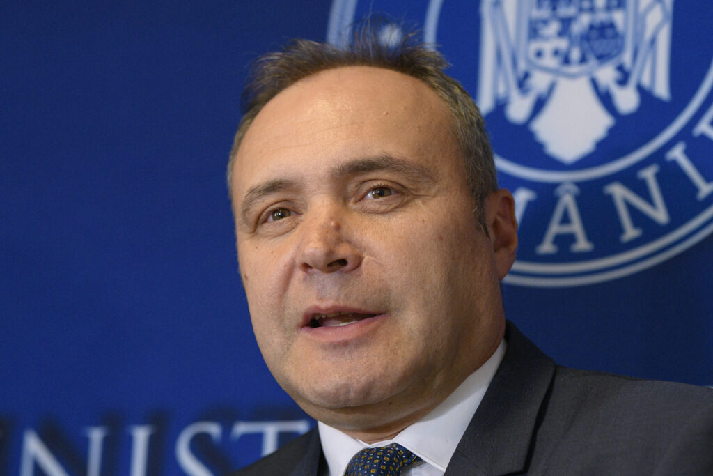 Președintele Consiliului de Administrație al Romgaz, fost director general, a demisionat. Dumitru Chisăliță revine la conducerea Asociației Energia Inteligentă