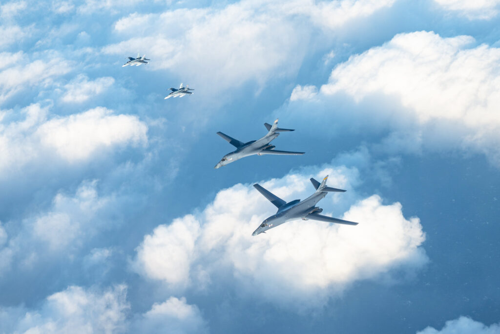 Venezuela a detectat cinci avioane de luptă în apropierea coastei: Prezența lor, „o amenințare la adresa securității națiunii” spune ministrul apărării