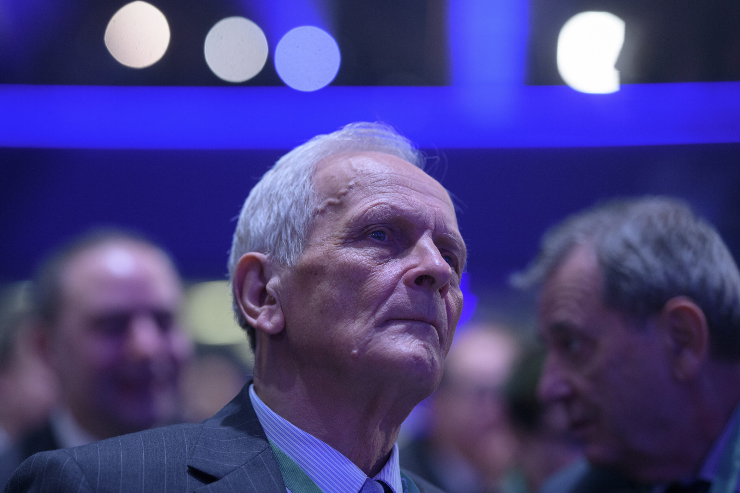 Stolojan, despre criza carburanților: Puzderie de mașini