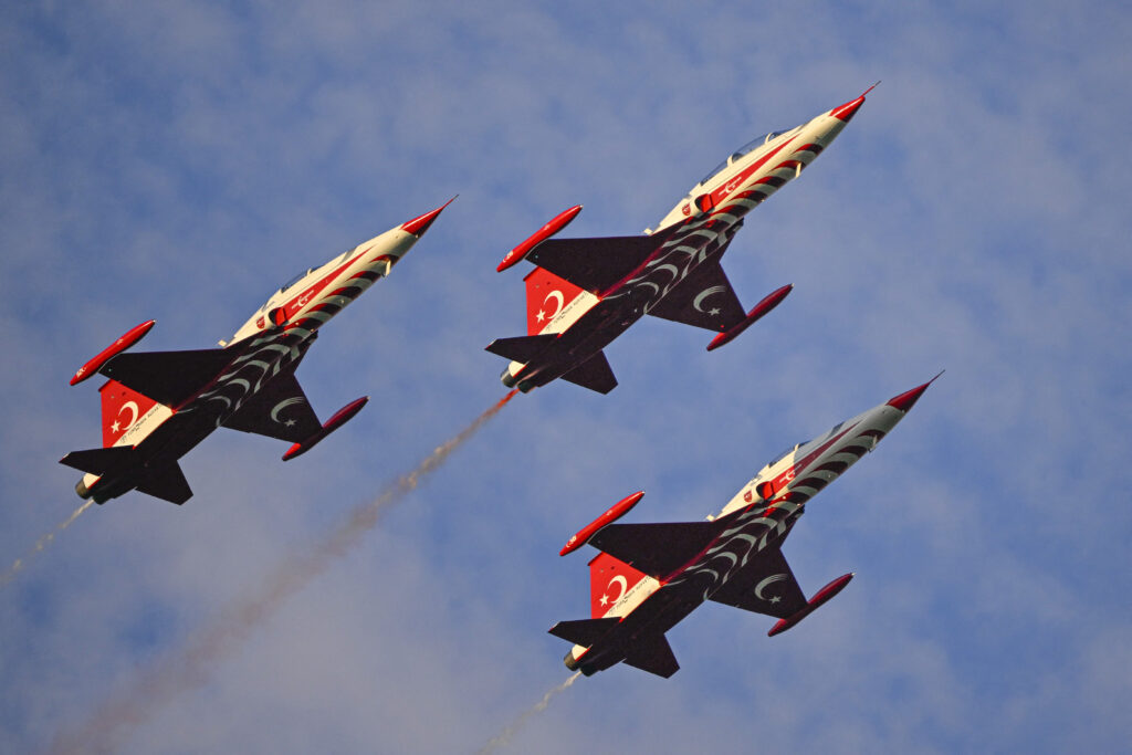 Turcia dorește avioane de luptă occidentale pentru a-și recâștiga avantajul regional. Ce modele sunt de interes strategic