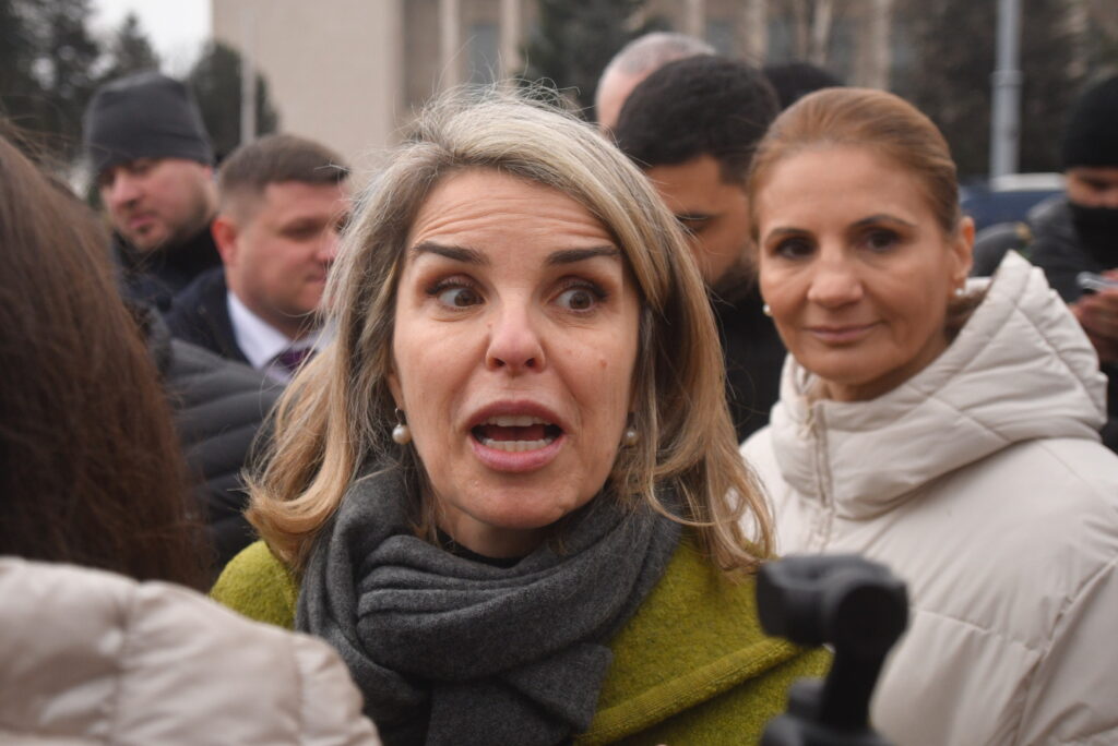 Cristela Georgescu, mesaj de susținere pentru soțul său: „Aceasta suferință nu o dorim nici eu, nici Călin celor care fac atâta nedreptate unui om nevinovat”