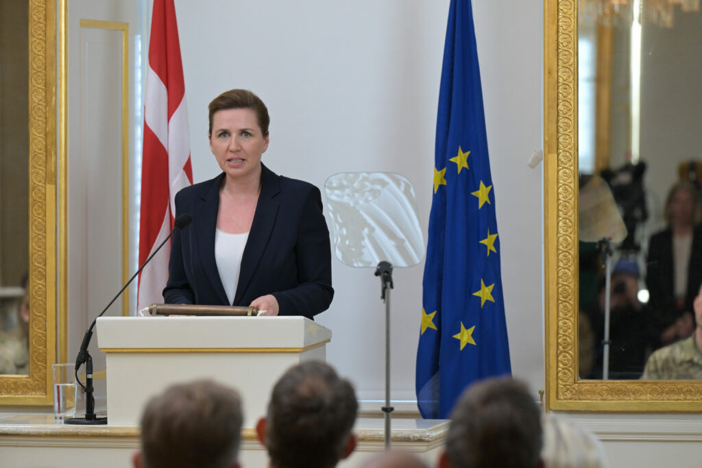 Danemarca vrea să interzică rețelele de socializare copiilor sub 15 ani, anunță premierul