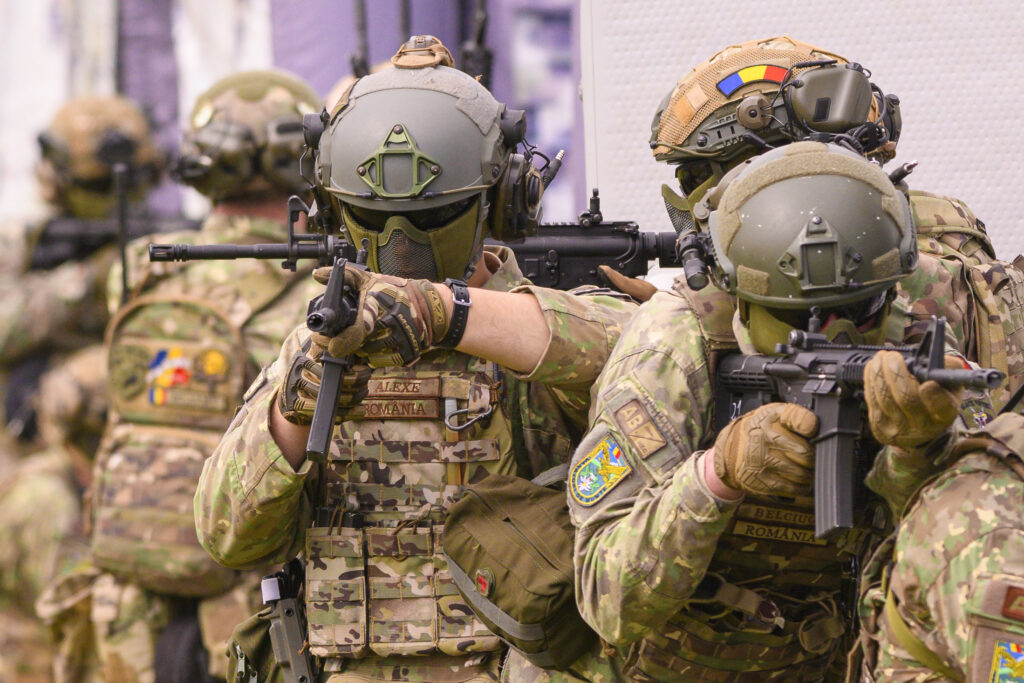 Sondaj Avangarde. Românii nu au încredere în forța Armatei Române în fața Rusiei. 28% dintre români consideră că România ar trebui să trimită trupe în Republica Moldova în cazul unui atac