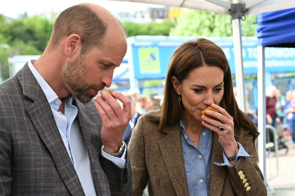 Prințul William câștigă un proces privind încălcarea vieții private împotriva unei reviste franceze