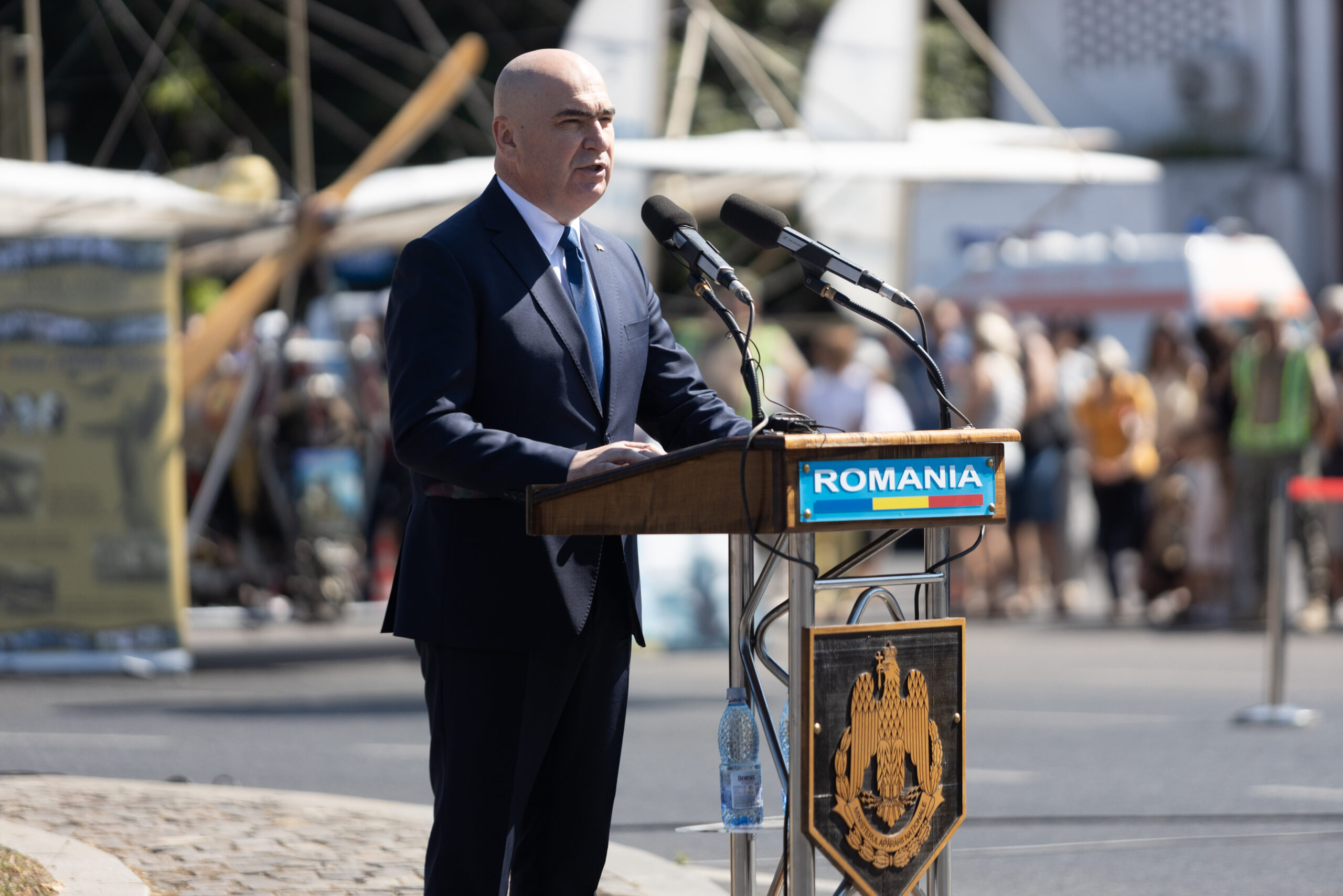 Luni am fost notificați prin atașatul militar de la ambasada din Washington