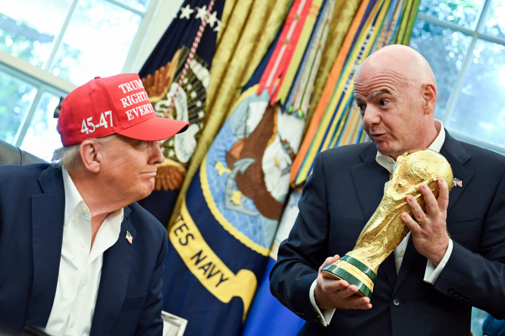 Șeful FIFA: Trump are dreptul să decidă care orașe sunt sigure pentru Campionatul Mondial