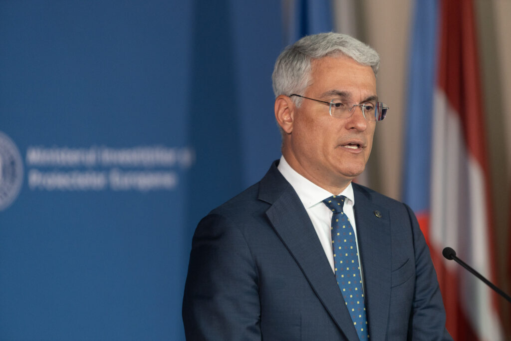 Dragoș Pîslaru: Pe grila de administrație publică centrală există o ipocrizie destul de mare