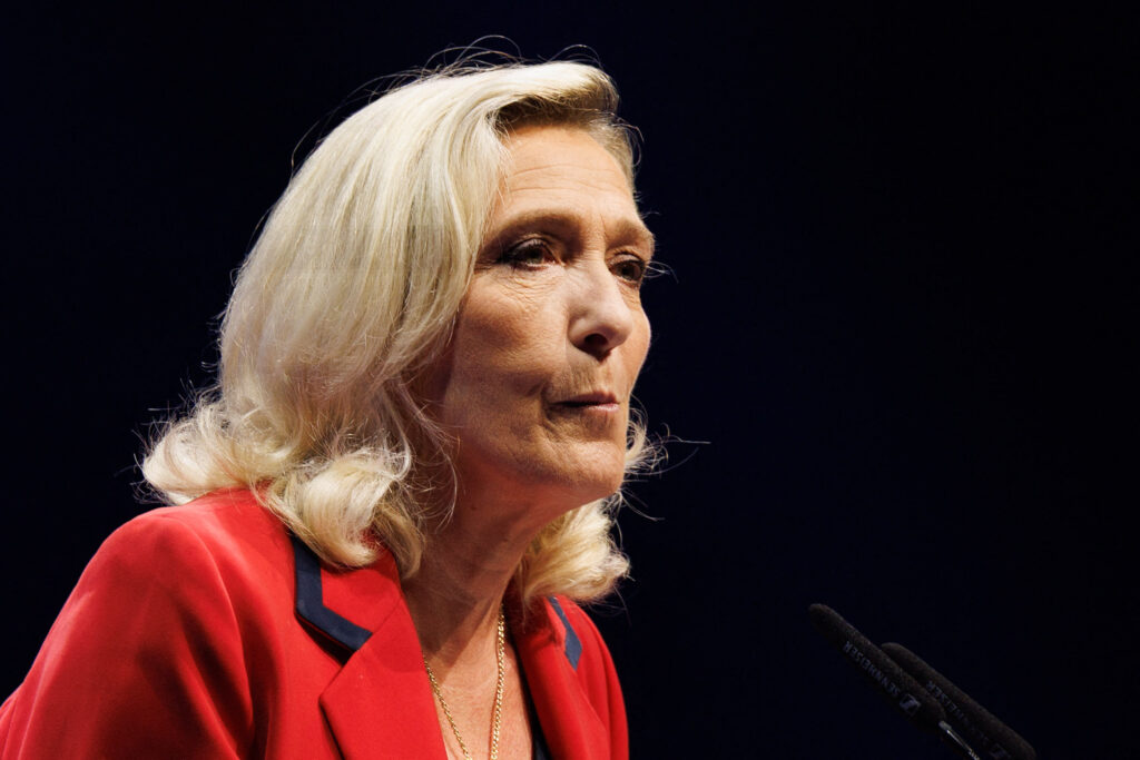 Curtea Supremă din Franța a confirmat interdicția care amenință candidatura lui Marine Le Pen
