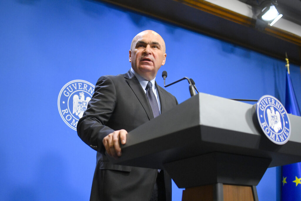 Premierul Ilie Bolojan: Dacă nu se găsește o soluție comercială, operarea Lukoil va fi foarte greu de făcut