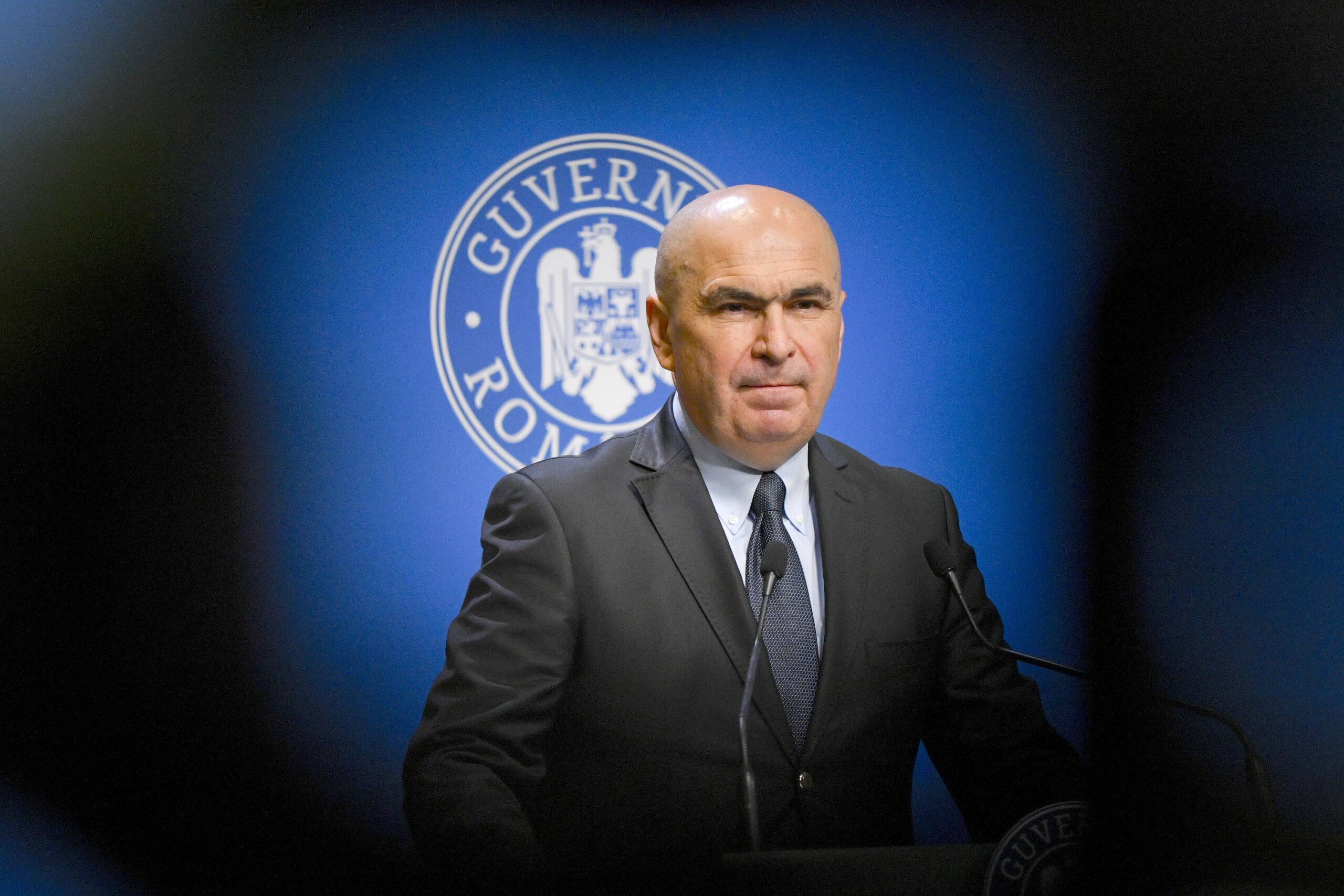 Bolojan, mesaj de Ziua Internațională de luptă împotriva fascismului și antisemitismului