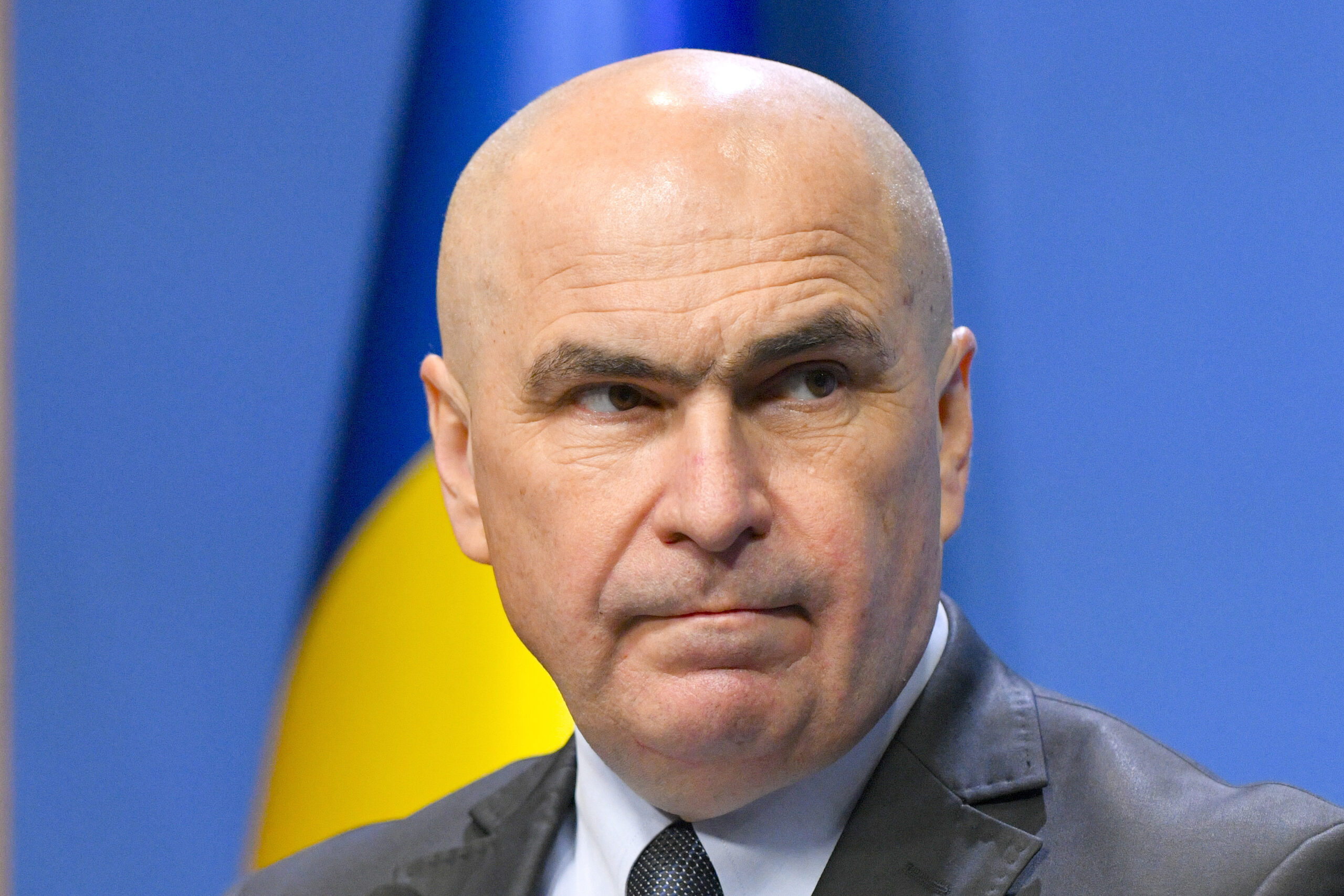 Poza pentru articolul Gândul: Deficitul lui Bolojan, o scamatorie contabilă. Fondurile europene pierdute au fost adăugate „pe hârtie” la venituri. În realitate, deficitul este apropiat de cel din 2024 și am rămas și fără 7 miliarde de euro din PNRR