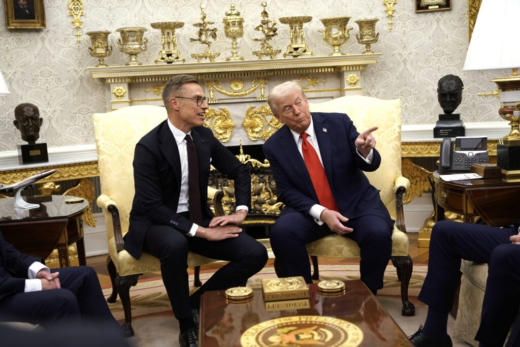 Trump este „singurul care îl poate forța” pe Putin să vină la masa negocierilor, spune președintele Finlandei