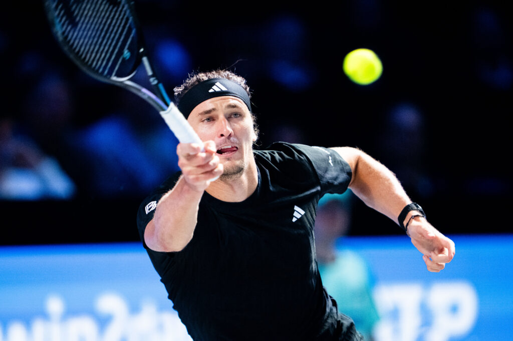 Alexander Zverev îl va înfrunta pe Jannik Sinner în finala turneului de la Viena