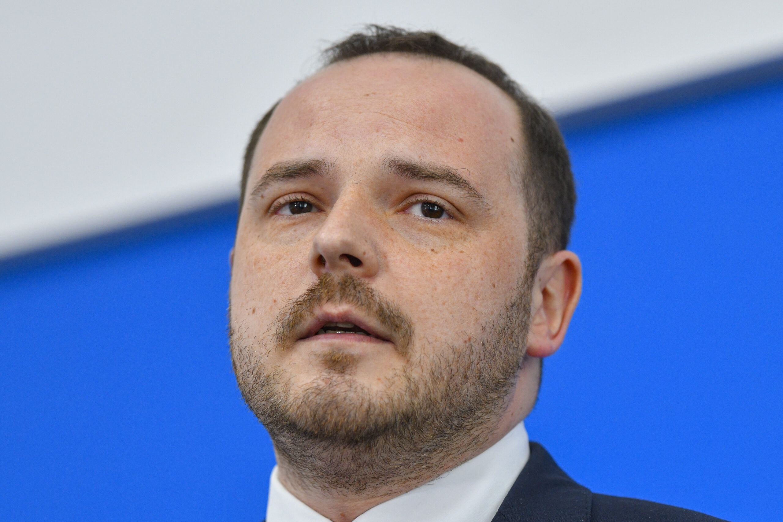 Ministrul Sănătății, către personalul ATI: „Renunţaţi la verighetă sau plecaţi din ATI!”