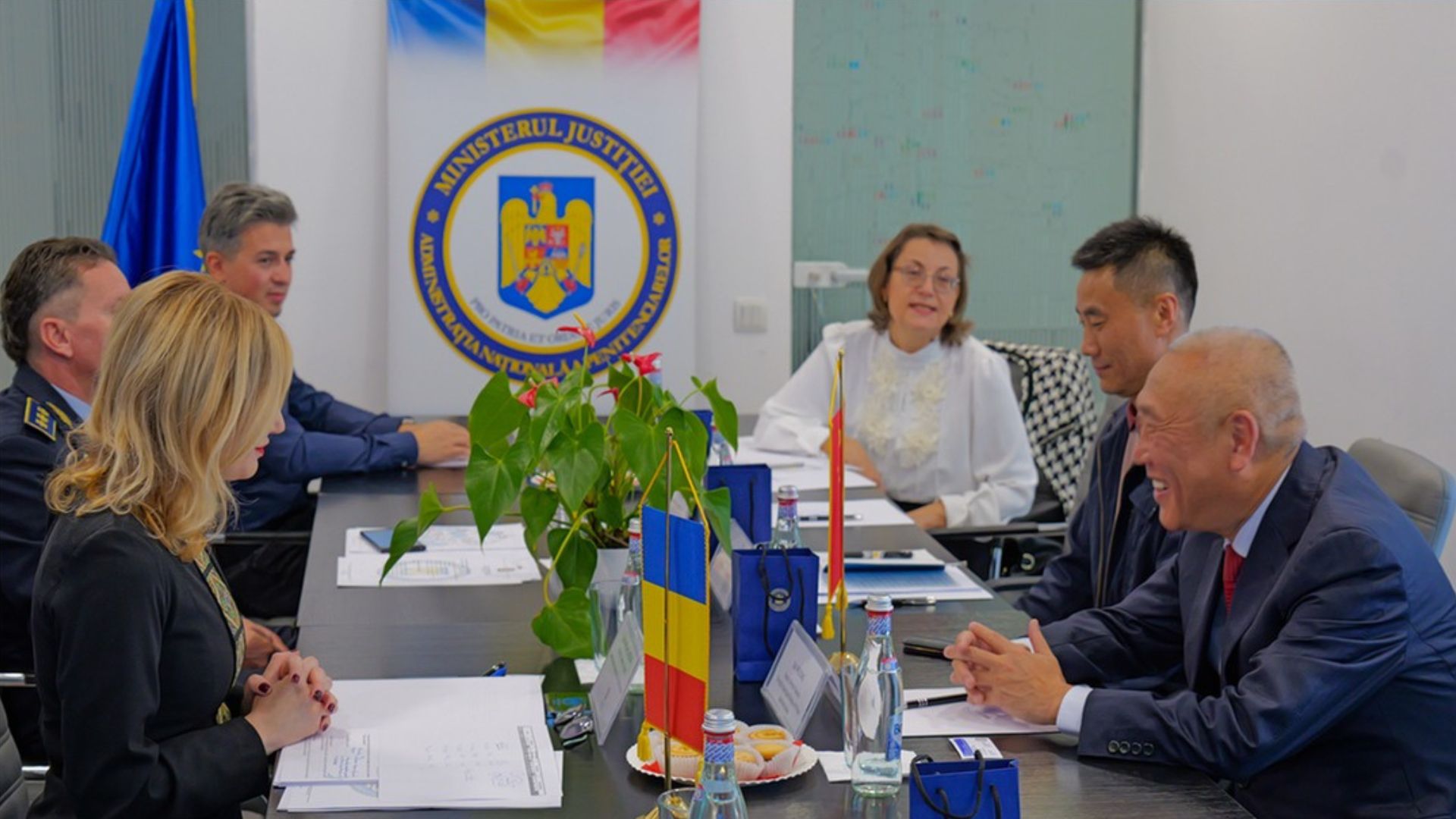 Oficiali chinezi din Shanghai, în vizită la Penitenciarul Rahova