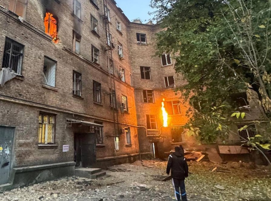 Cămin studențesc din Zaporojie atacat de ruși. Patru persoane au fost rănite