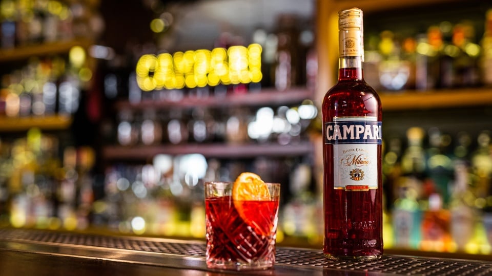 Poliția italiană a confiscat 1,5 miliarde de dolari de la compania care controlează Campari