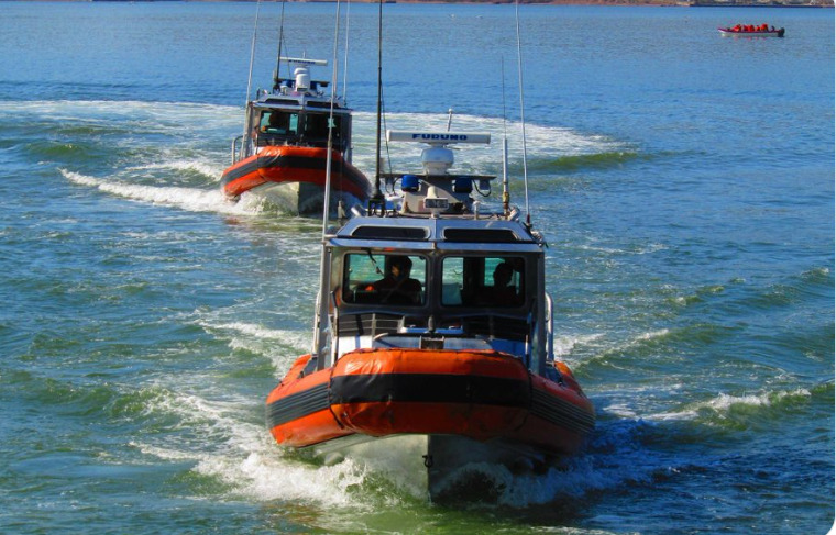 Marina mexicană a salvat 28 de persoane aflate în derivă pe mare, dintre care 27 – minori