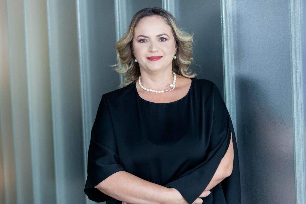 Cum pot companiile să transforme provocările transparenței salariale în avantaje competitive