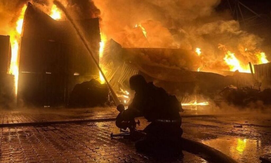 Explozie în centrul orașului Harkov, autoritățile investighează cauza. În oraș fusese emisă alertă de raid aerian