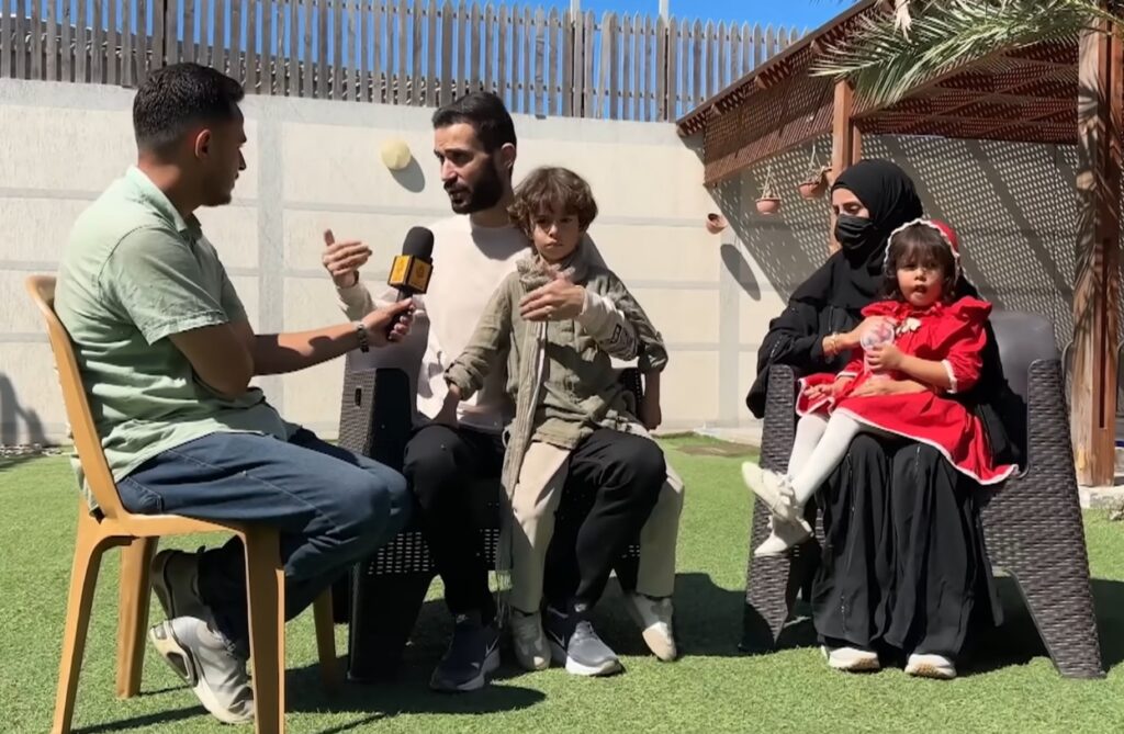 „Am intrat în stare de isterie”: Un bărbat din Gaza s-a reunit cu familia după ce în închisoare i s-a spus că aceștia au murit