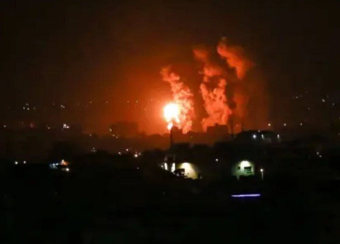 Israelul reia bombardamentele asupra Gazei, două victime confirmate