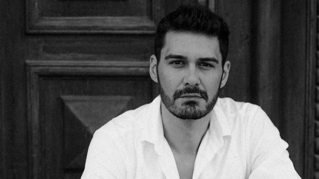 Fostul soț al cântăreței Andreea Bălan își anunță intenția de a candida la Primăria Capitalei